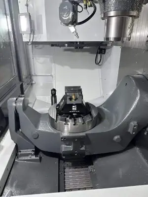 2023 HAAS UMC-500SS Universal Machining Centers | Toolquip, Inc. (10)