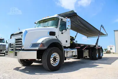 New | in-Stock 2026 MACK GRANITE 64BR Rolloff Trucks Texas US | Roll Off Truck World #1491875