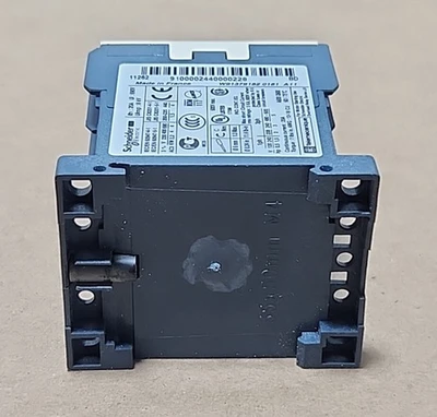NEW Schneider 036324
