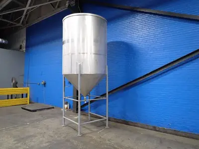 1243 Gallons S/s Tank