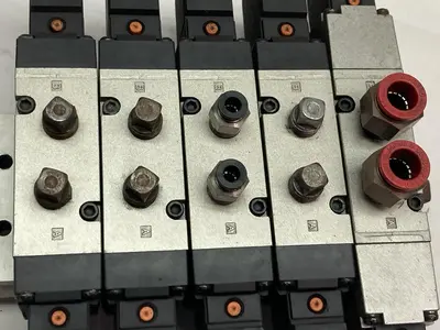 Used SMC VF5220-5G-02 Solenoid Valves Ohio US | Surplus Asset Holdings #1553635