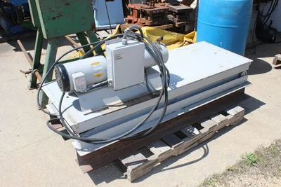 USED HYDRAULIC L24644