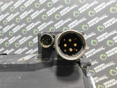 Vickers 3300586 Brushless Servomotor 180V 22.2A 19.0Nm 2800rpm 100K=Mo Used