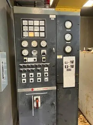USED 1990 CATERPILLAR 3516A