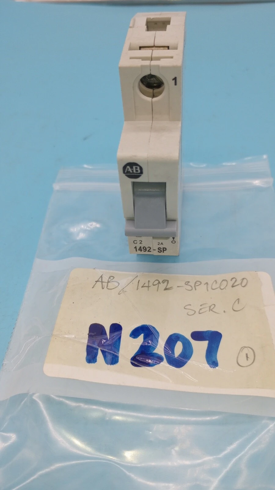 USED Allen-Bradley 1492-SP1C020
