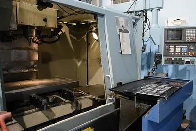 USED 1995 HARDINGE CONQUEST