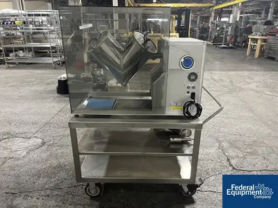 USED GlobePharma 16 Quart GlobePharma Twin Shell Blender, Model Maxiblend