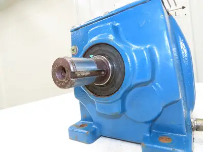 Textron David Brown M0432100BANU4 Inline Helical Gearbox 100:1 Reducer 18rpm 56C