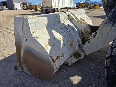 USED 2010 JOHN DEERE 644K