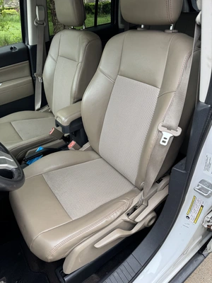 USED 2014 JEEP COMPASS
