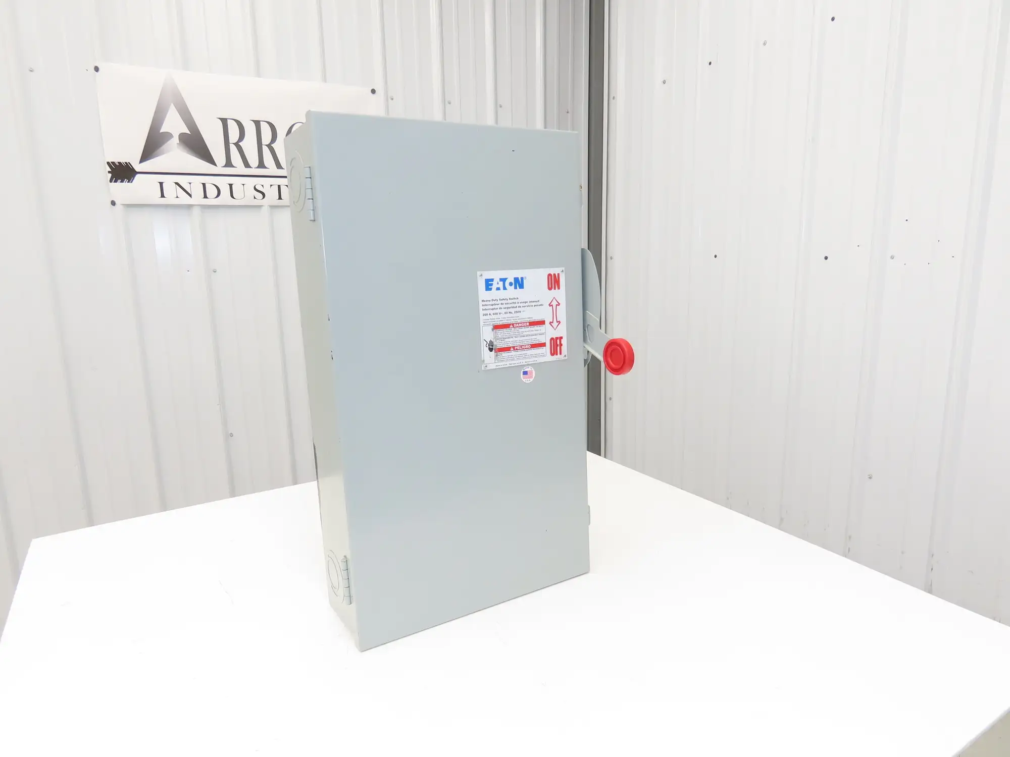 Eaton DH364FGK Fusible Disconnect Safety Switch 200A 600V 3Ph