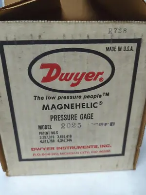New | in-Stock DWYER 2025 Universal Pressure Meters Ohio US | Surplus Asset Holdings #1238372
