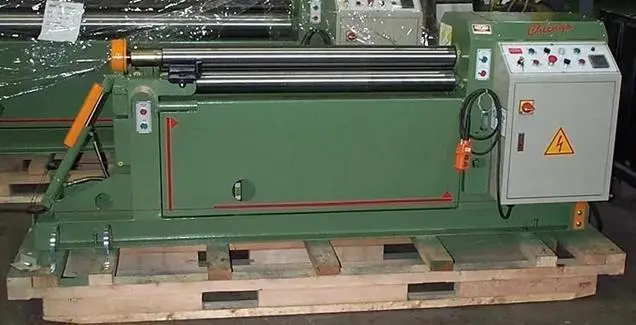 6.3" Dia. x 61", New Chicago Power Roll, Model IPR 5250 - 5 ft x 1/4"