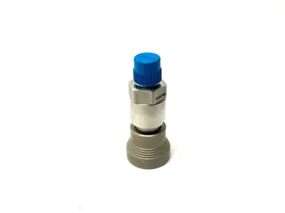 USED SWAGELOK STAINLESS STEEL QUICK-CONNECT BODY, 1/8" MALE NPT