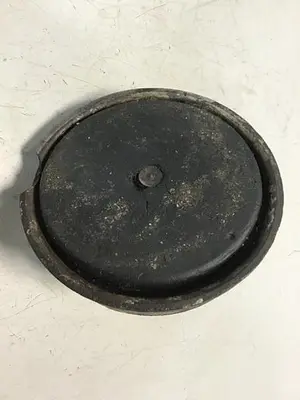 USED METAL FABRICATOR LEVELING PAD