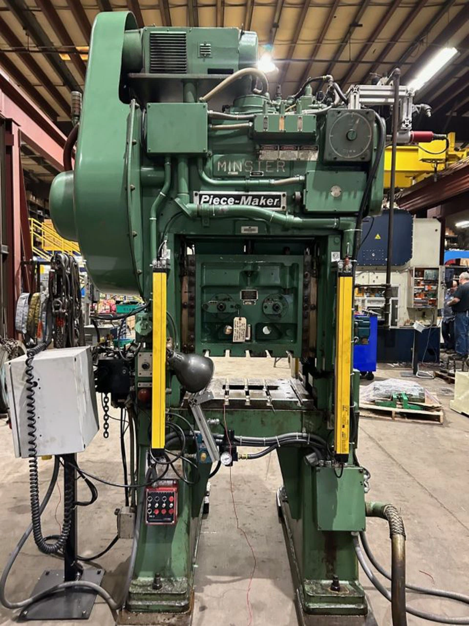 USED MINSTER P2-30-24