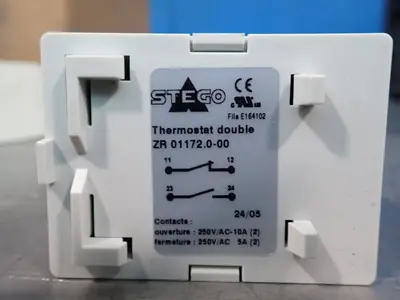 USED STEGO ZR011
