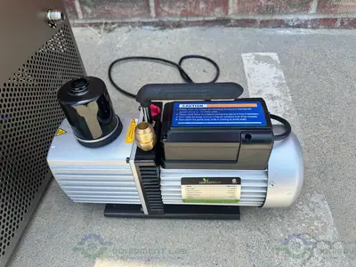 USED HARVEST RIGHT HRFDM BENCHTOP FREEZE DRYER / LYOPHILIZER W/ PUMP 3/4 HP