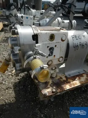 USED Waukesha Cherry-Burrell 1.5" WAUKESHA ROTARY LOBE PUMP, S/S, 2 HP