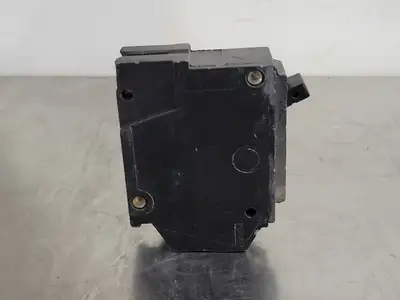 Used GENERAL ELECTRIC THQL115 Switchgears British Columbia CA | Lenmark #244770