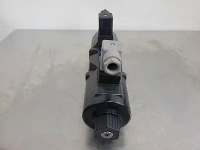 NEW YUKEN DSG-03-3C3-D24-N-50