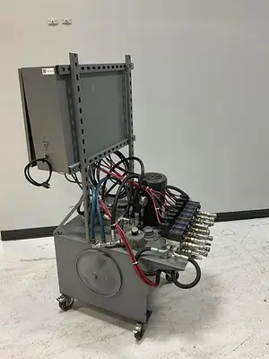 USED METAL FABRICATOR VGC-8