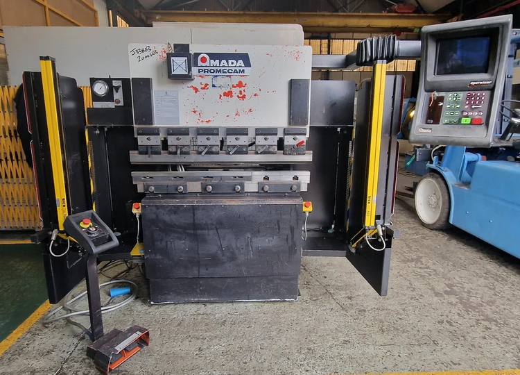Used 1998 AMADA PROMECAM, MADE IN FRANCE ITS2 2512 Press Brakes | Machsell Machine Tools Limited #1049117