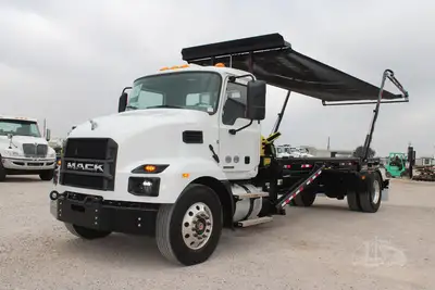 New | in-Stock 2027 MACK MD7 Rolloff Trucks Texas US | Roll Off Truck World #1491876