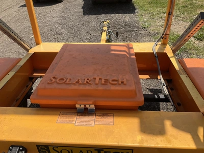 Solar Tech Silent Sentinel Arrow Board - will not power on/charge, manual winch to raise/lower the b...