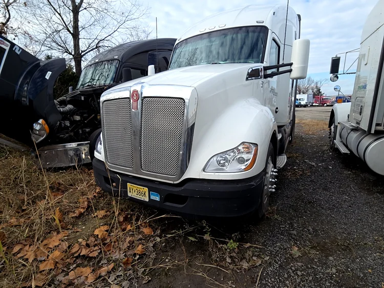 Used 2016 KENWORTH T680 Miscellaneous Trucks/Trailers New Jersey US | Revelation Machinery #403466