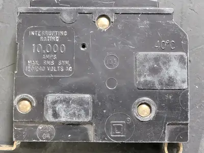 USED SQUARE D QOB130