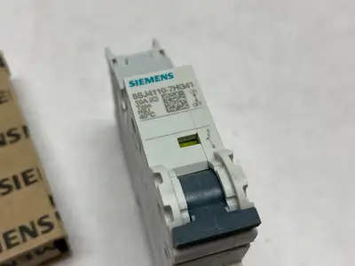 USED SIEMENS MINIATURE CIRCUIT BREAKER 10A 1-POLE C-CHAR.