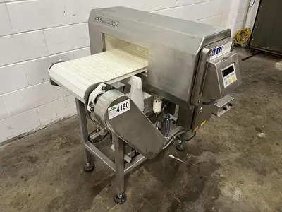 USED LOCK INSPECTION SYSTEMS 30 CXE