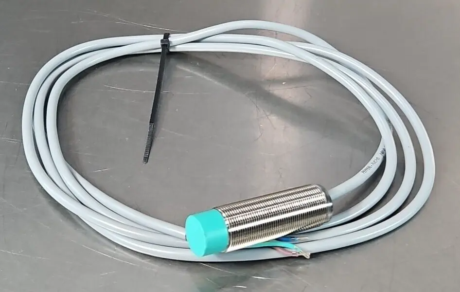 Pepperl+Fuchs NBN8-18GM60-WS Proximity Sensor Loc5D28