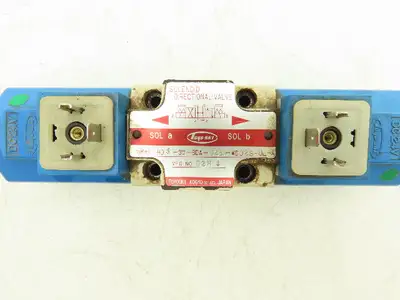 Toyo-oki HD3-3W-BDA-025A-WDD2S-UL-A Hydraulic Directional Solenoid Valve 24VDC
