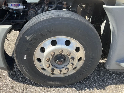 USED 2016 FREIGHTLINER CASDCADIA