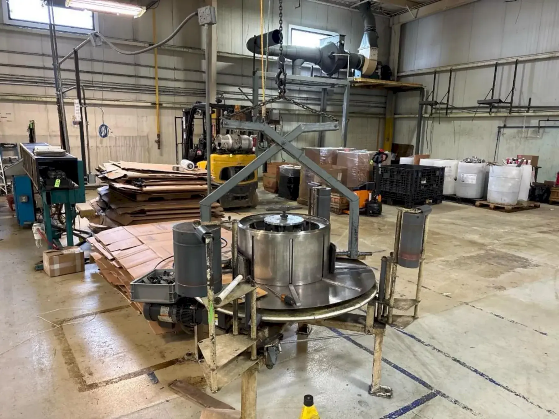 1000 LBS CROWN UNLIMITED VERTICAL MOTORIZED UNCOILER, FOR TUBE OR WIRE: YOBRO #25337