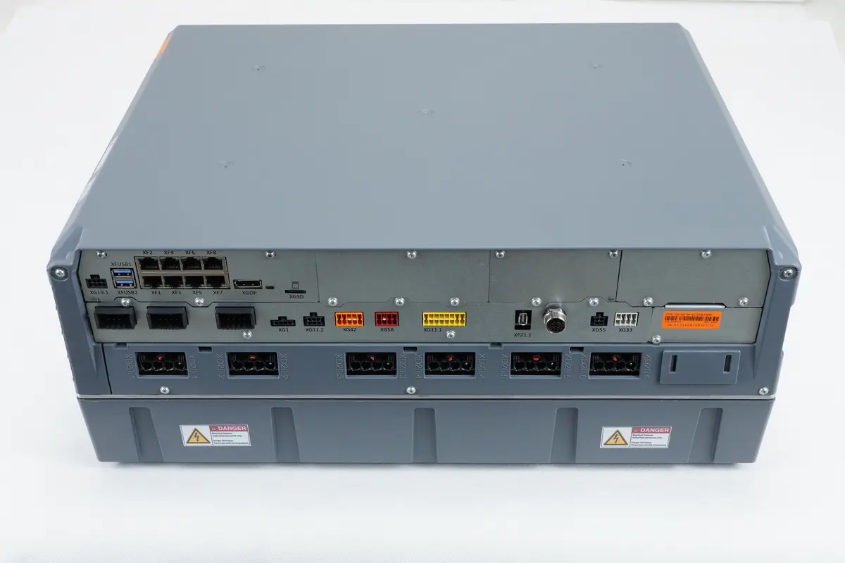 KUKA CTRL C5 HW M6 AC SYB-PERF IFB-STD