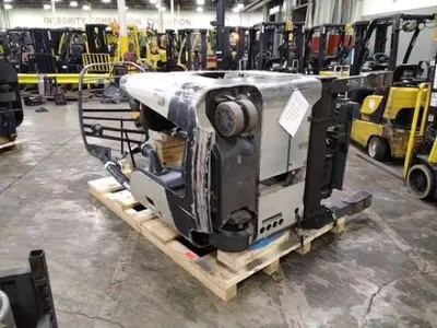 USED 2020 CROWN RM6095S-45