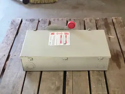 USED CUTLER-HAMMER 1HD363