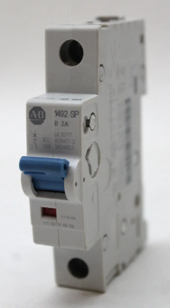 USED ALLEN BRADLEY 1492-SPM1B020