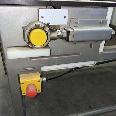 Mettler Toledo Safeline Metal Detector