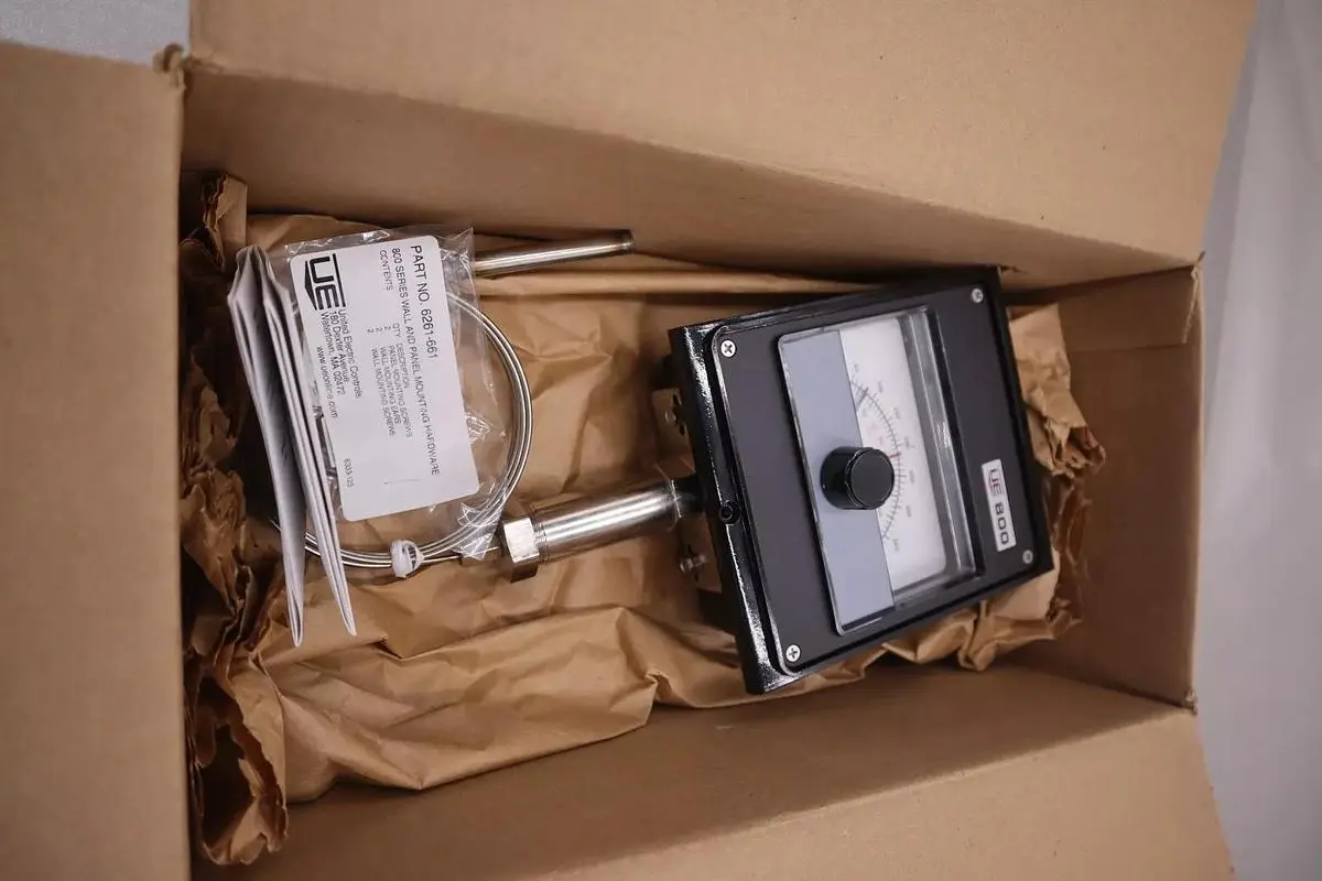 United Electric 800-7BS Temperature Control -17.8 To 204.4 C NEW STOCK G144A