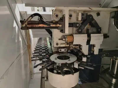USED MAZAK VARIAXIS 500-5X- X 510- Y 510- Z 460MM CNC 5 AXES