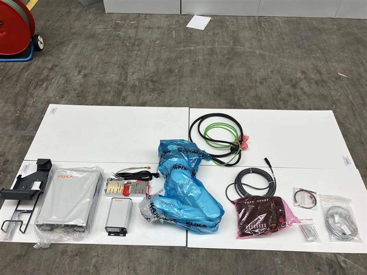 USED KUKA KR4