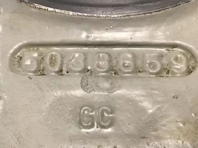 USED CINCINNATI MILACRON 5038659