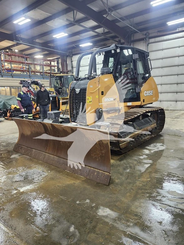 USED 2023 CASE 850M WT