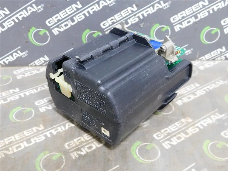Used HONEYWELL 30752403-001 Electrical Controls | Green Industrial #680214