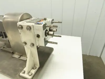 SPX APV R0 Positive Displacement Sanitary Pump Tri-Clamp  -Incomplete Unit