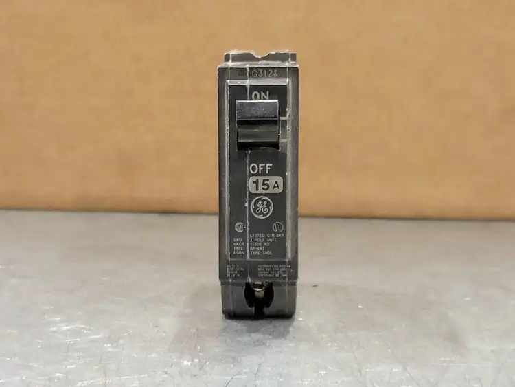 Used GENERAL ELECTRIC THQL115 Switchgears British Columbia CA | Lenmark #243296